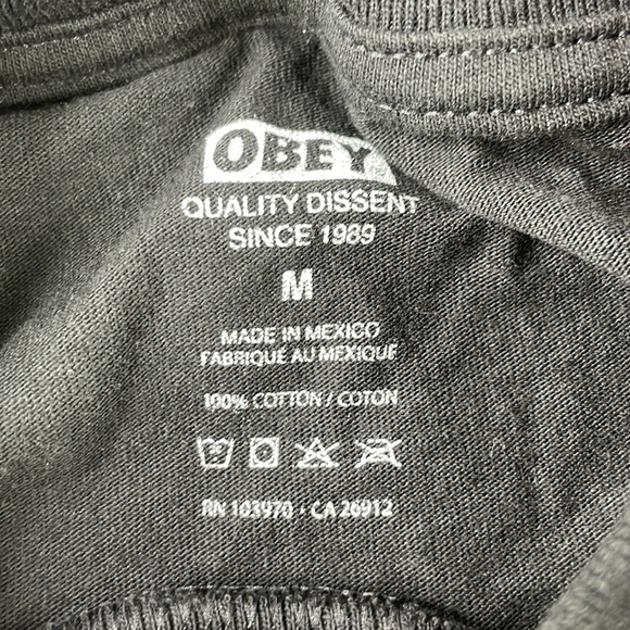 OBEY Mens Black Short Sleeve Tee Shirt, size Medium - Picture 2 of 7